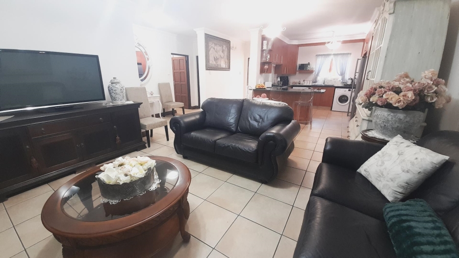 2 Bedroom Property for Sale in Melodie North West